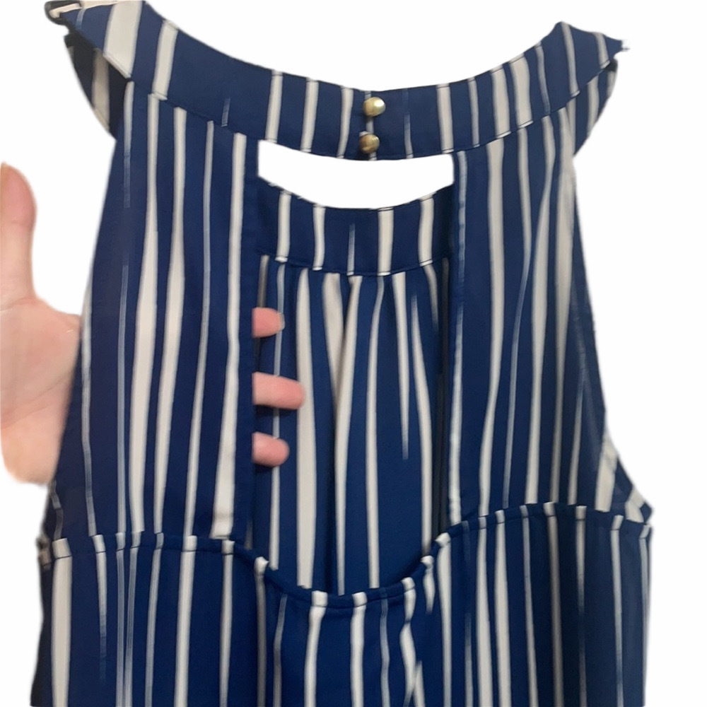 Banana republic blue blouse - Picture 4 of 5